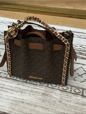 Michael Kors Brown Signature Logo Chain-Handle Mini Bucket Bag